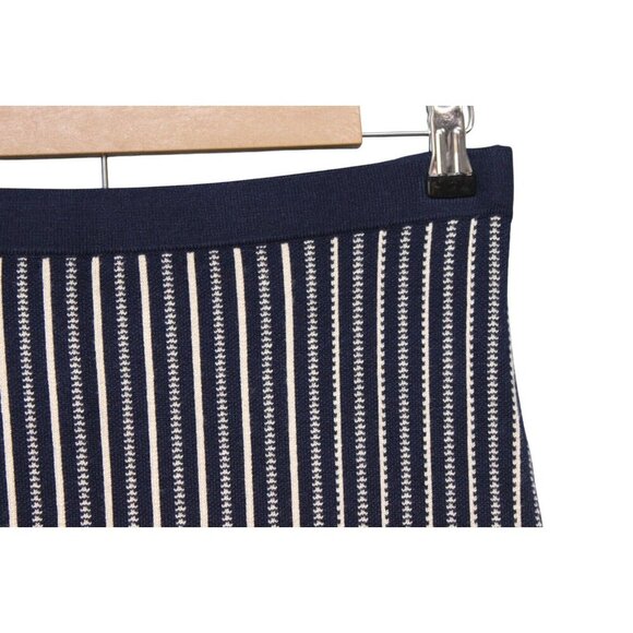 NWT ASTR Pencil Skirt Size Large Knit Navy White Striped Stretch Knee Length - Picture 5 of 12